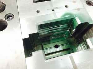 防塵罩模具F8932-3，防塵罩塑膠模具